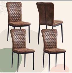 4 Chairs 