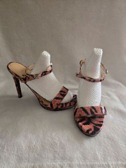 GUESS Tarena Animal Print Leopard Stiletto Heels Size 8.5