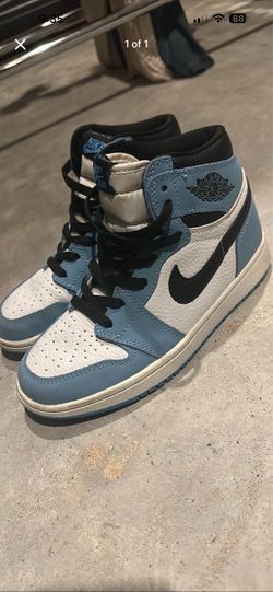 Nike Jordan’s kids or women’s
