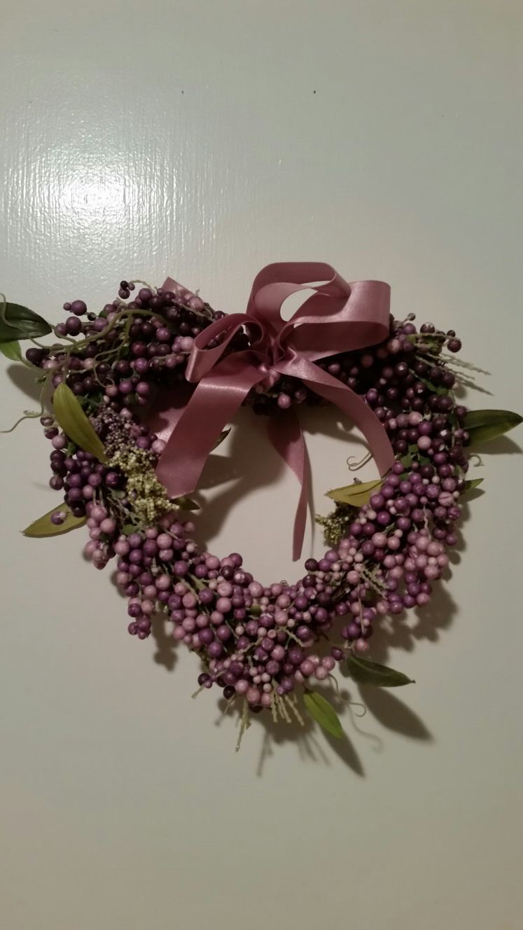 Small purple heart wreath
