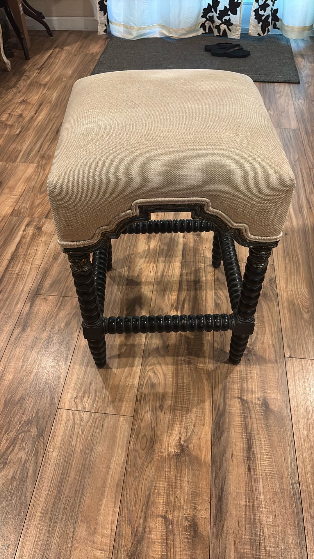 3 Stools For Kitchen Island