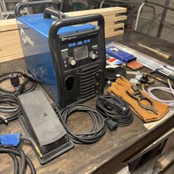 Miller Multimatic Tig,mig,stick  AC/DC Welder