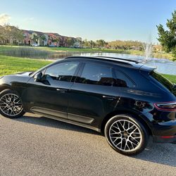 2018 Porsche Macan