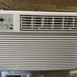 12,000 BTU Window Air Conditioner with Heat 