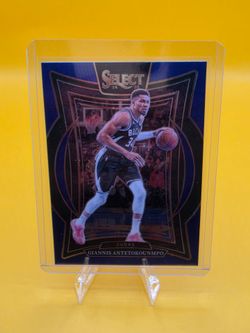 2024-25 Panini Select - Concourse Giannis Antetokounmpo #43 Blue Prizm