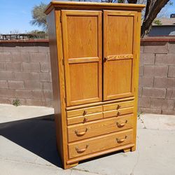 Dresser with shelves