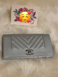 Genuine Chanel Gusset Silver Wallet