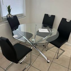 Juegos de comedor totalmente nuevos sin uso a extremar por usted