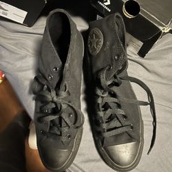 Gently Used Converse All Star Unisex
