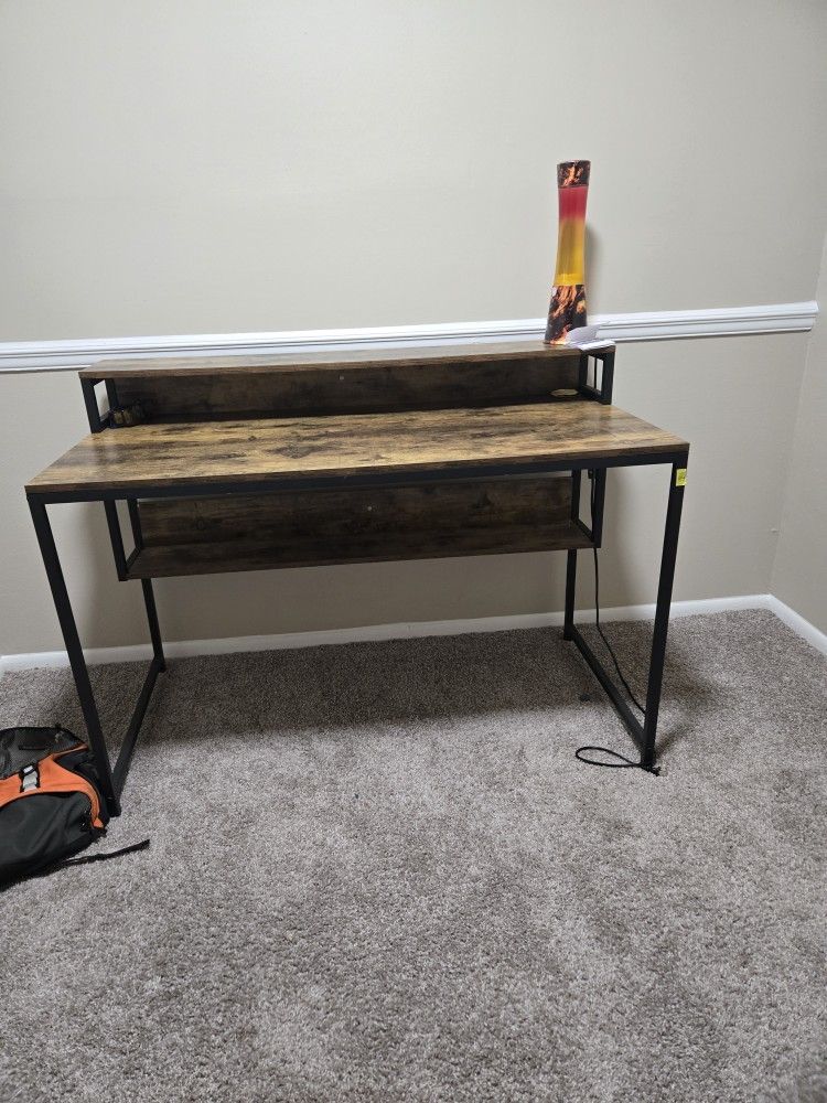 Computer Table
