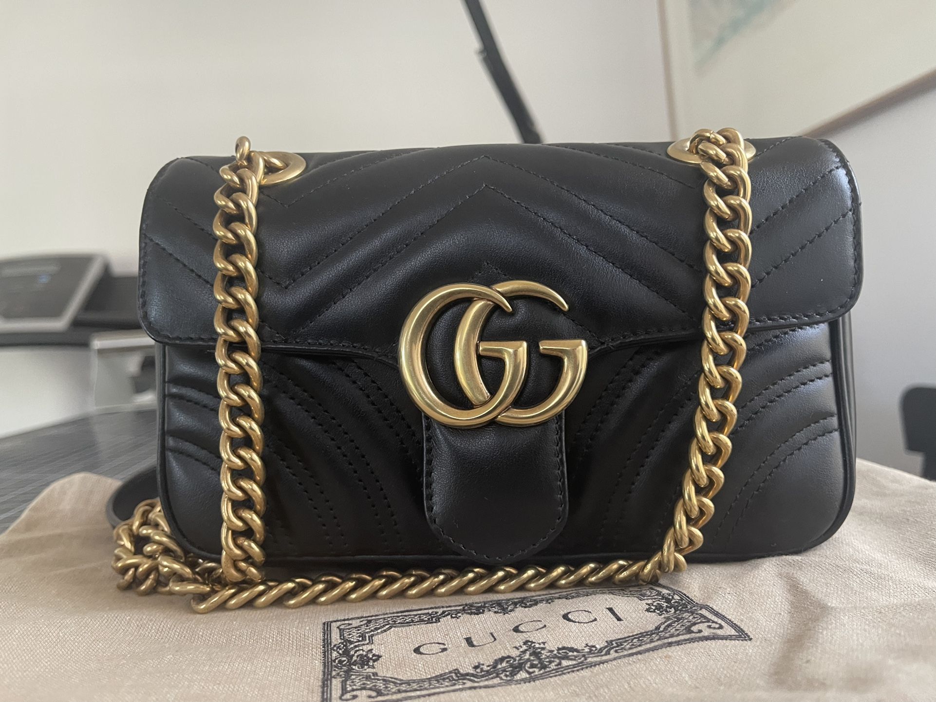 Gucci // Black GG Marmont Matelassé Mini Bag – VSP Consignment