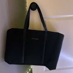 Azarro The Most Wanted - The Weekender Duffle Bag