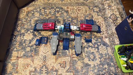 Fortress Maximus Transformer