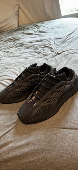 Yzy shoes