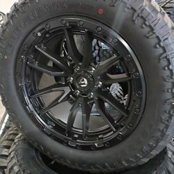 New 20 Inch Black Fuel Off-road Wheels 33 1250 20 Mt Tires 