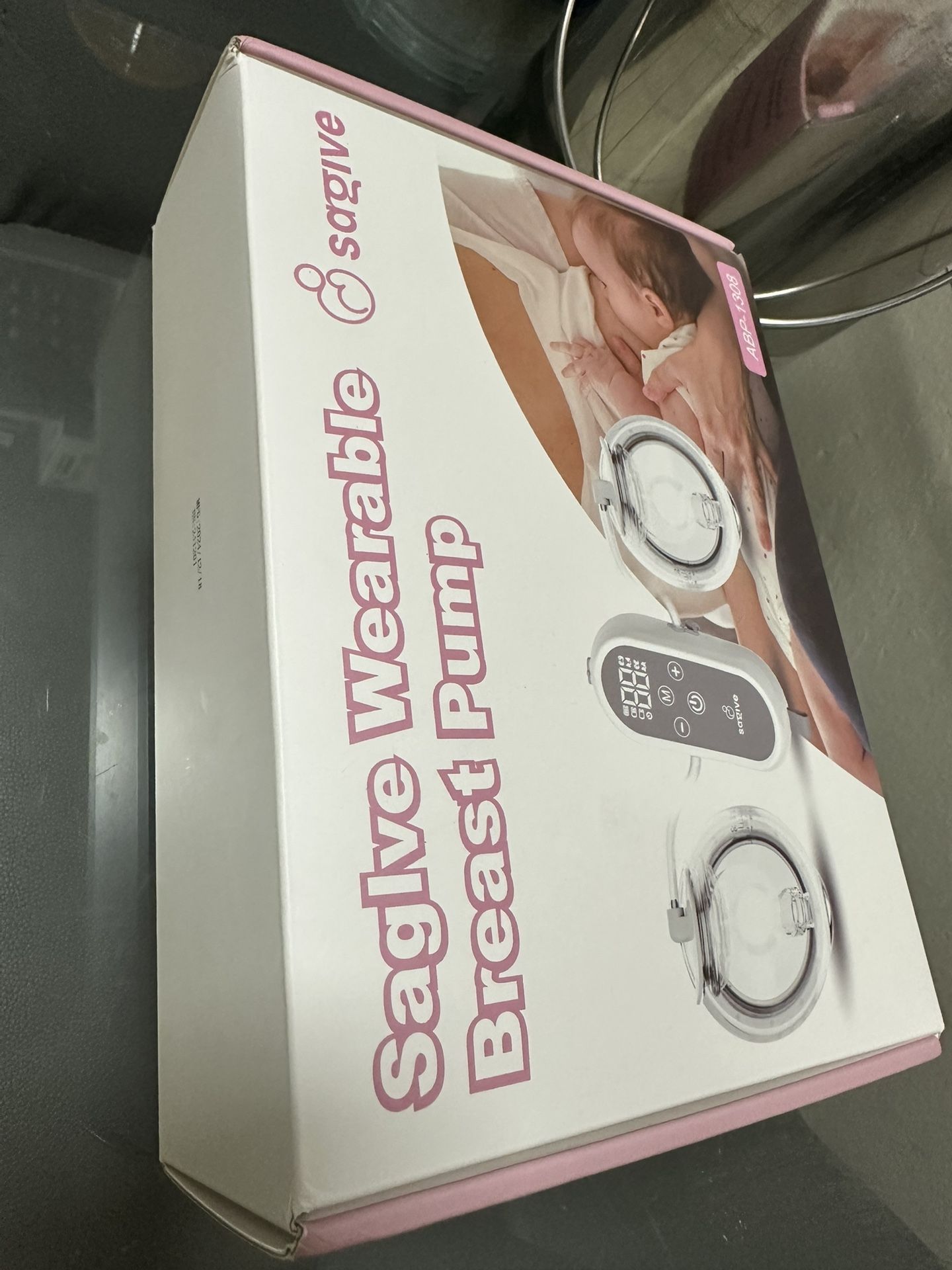 New Hand Free Breast Pump