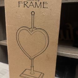 Tabletop Matte Pewter Heart Pedestal Frame