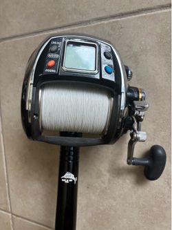 Banax Kaigen 1000 with custom deep drop / trolling rod with Stuart bent butt. (Very Lightly Used)