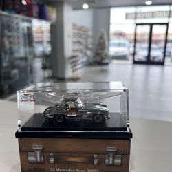 Brand new Hot Wheels HWC Special Edition '55 Mercedes-Benz 300 SL