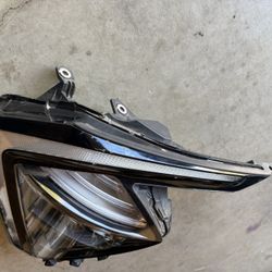 Kia Headlights 