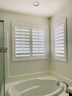 Plantation Shutters (FREE ESTIMATES & SAME DAY PRICING)- Custom, Wood, Interior Window Treatments, Coverings. Persianas de Madera. Se Habla Espanol.