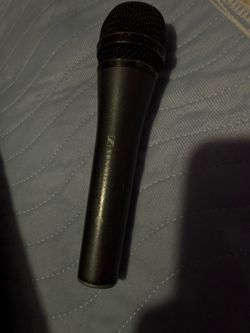 sennheiser e835