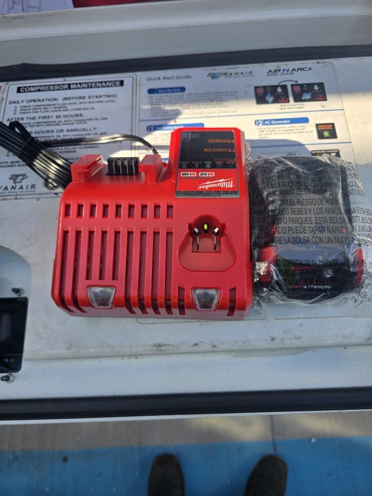 Milwaukee Battery & Charger