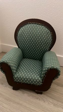 Doll Chair, Dayton Hudson Victorian American Doll Chair