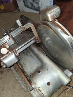 Meat slicer