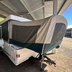 1998 Coleman Popup Camper/trailer $3400 OBO