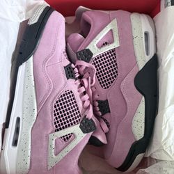 Pink Jordan 4s