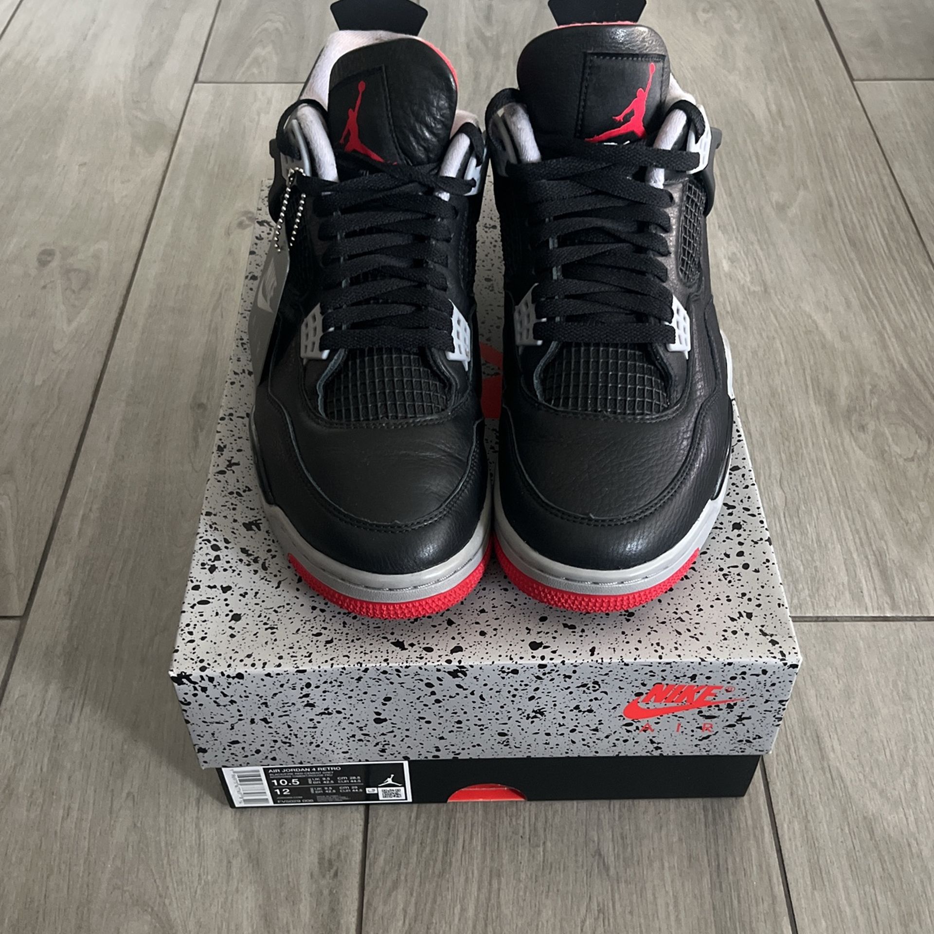 Air Jordan 4 Retro Size 10.5