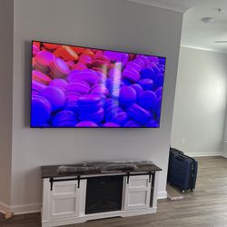 TV MOUNT