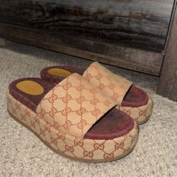 Gucci Platform Sandals Size 40 (Women’s 10)