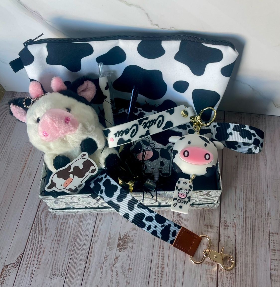 Brand New Cute Cow Lovers Gift Set
