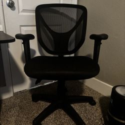 Black office chair