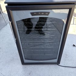 Kenmore Wine Cooler/Fridge! 7 Shelves Total!! 