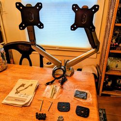 dual monitor desk mount w/ laptop tray