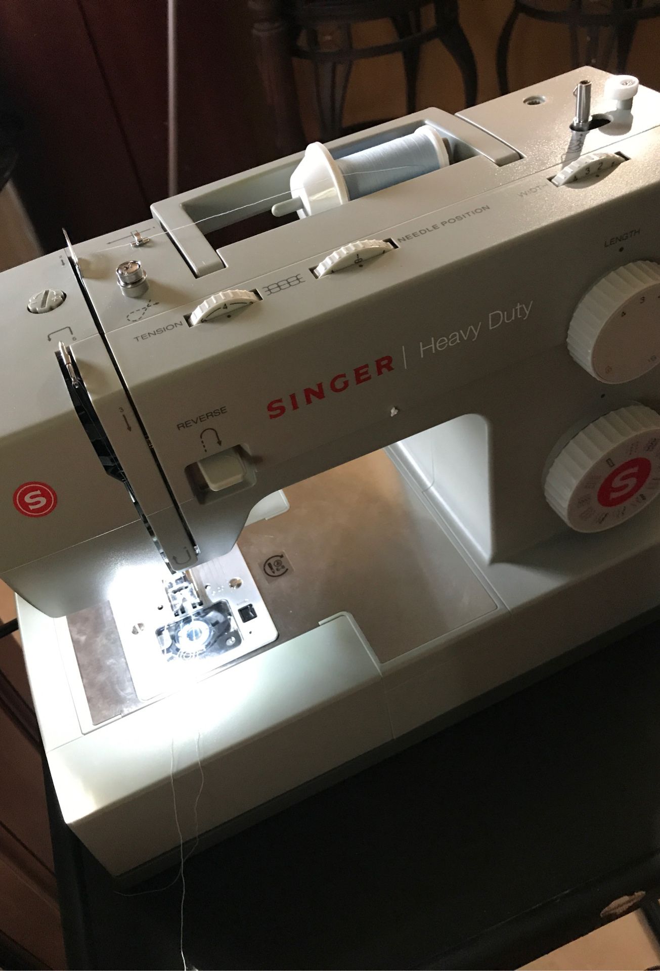 Singer heavy duty 4452