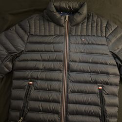 Tommy Hilfiger puffer jacket 