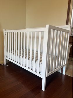 White Crib with Serta Crib & Toddler Mattress