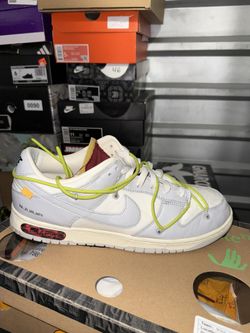 OFF WHITE NIKE DUNK LOT 