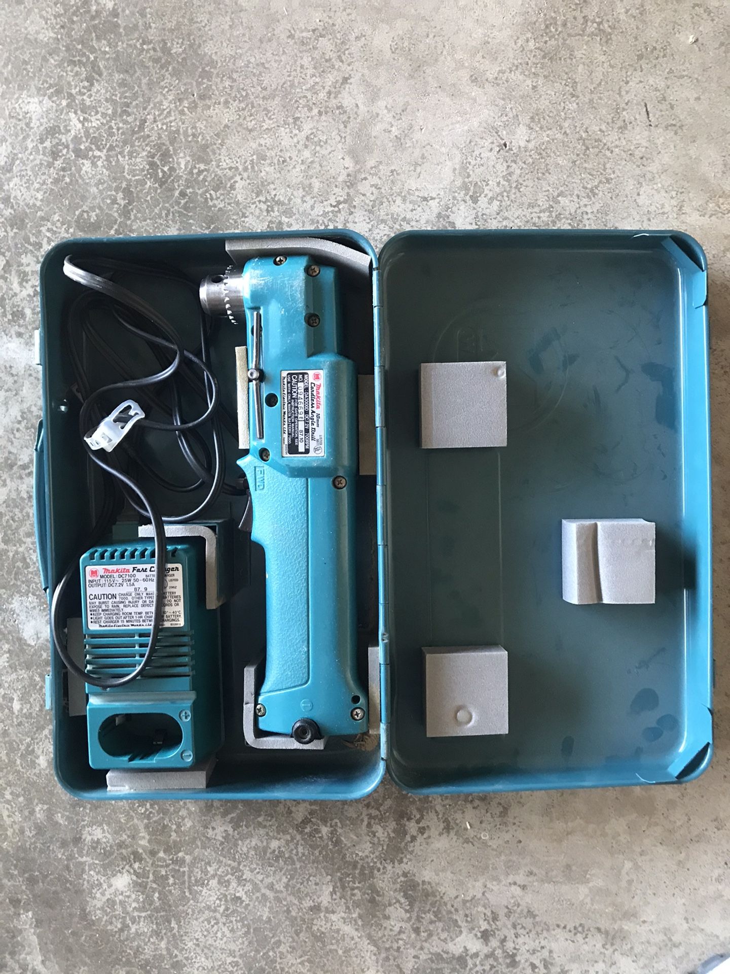 Makita Right Angle Drill