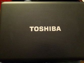 Laptop Toshiba C645D AMD 2.2/ 2/ 500 in West Miramar