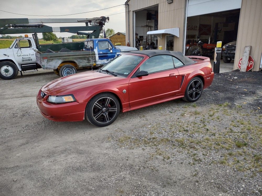 2004 Ford Mustang