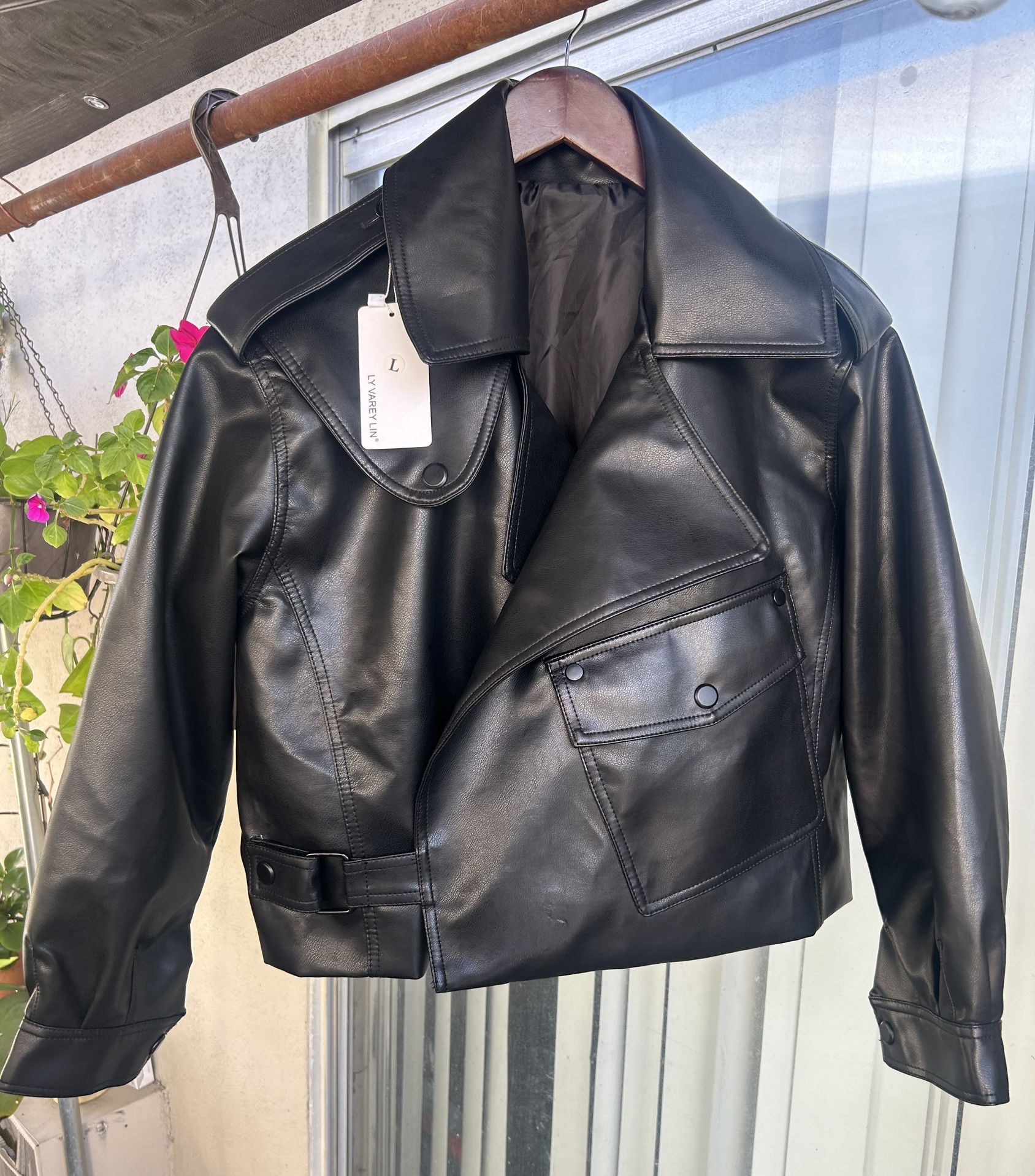 New LY Varey Lin Leather Cropped Jacket Size Large 