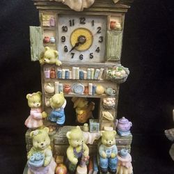 Teddy Bear Table Clock 