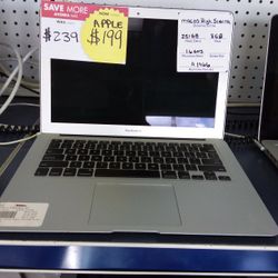 COMPUTER LAPTOP APPLE,  MODEL: A 1466