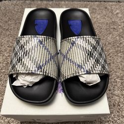 Burberry Dive Lichen IP Check Slide Sandals Size 8US/41 Euro