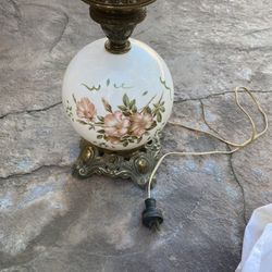 Vintage Hand-Painted Milk Glass Table Lamp – Floral – Brass Base